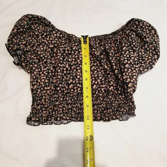 Black and Pink Floral Off The Shoulder Crop Top and Skirt Cottagecore Feminine - Picture 2 of 6